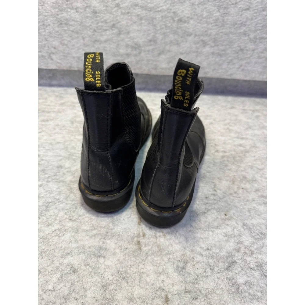 Dr. Martens these doc